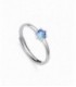 Anillo Clásica de plata de ley con baño de rodio y circonita de color azul - 9115A013-33
